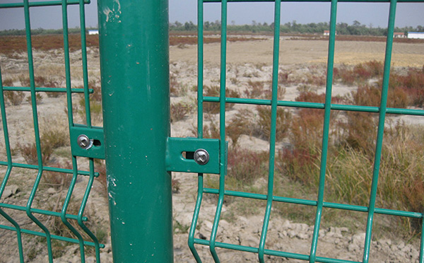 雙邊絲護欄網(wǎng) 雙邊絲護欄網(wǎng)