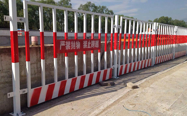 臨時(shí)護(hù)欄網(wǎng) 臨時(shí)護(hù)欄網(wǎng)